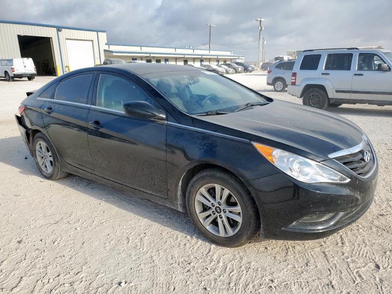 Photo 4 from auction – 2013 HYUNDAI SONATA GLS with VIN 5NPEB4AC5DH804240