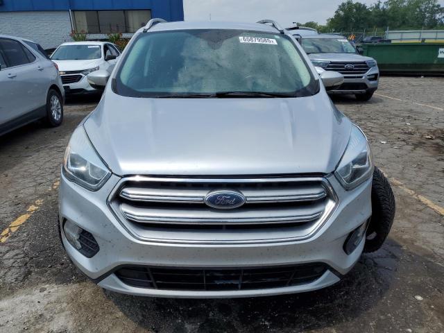 Photo 5 from auction – 2017 FORD ESCAPE TIT with VIN 1FMCU9J97HUD26655