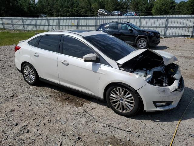 Photo 4 from auction – 2016 FORD FOCUS TITA with VIN 1FADP3J25GL236365