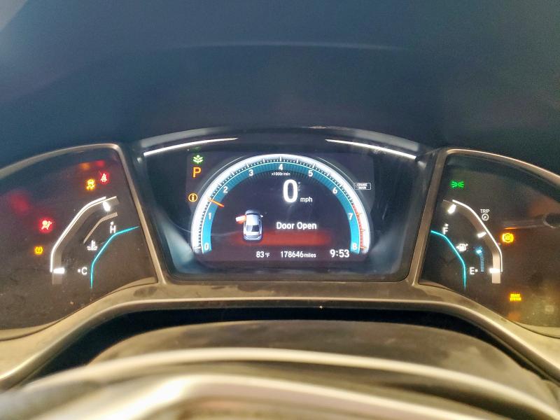 Photo 9 from auction – 2018 HONDA CIVIC EX with VIN 19XFC2F76JE033613