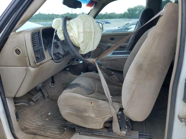 Photo 7 from auction – 2004 CHEVROLET SILVERADO with VIN 2GCEC19V041419655