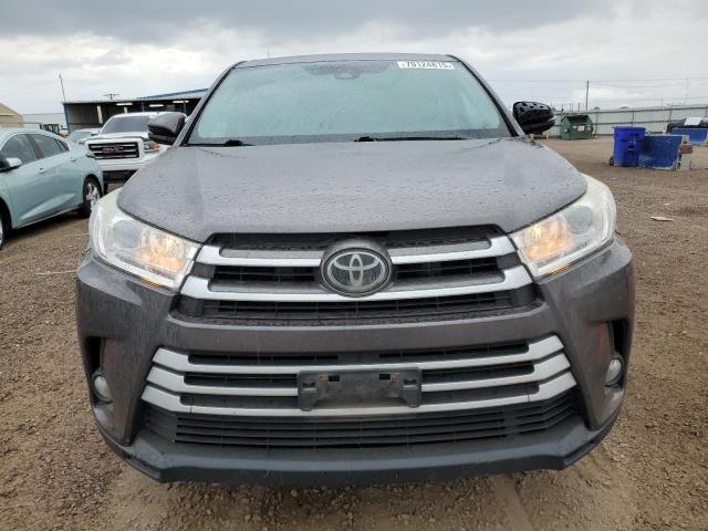 Photo 5 from auction – 2017 TOYOTA HIGHLANDER with VIN 5TDBZRFH2HS419928