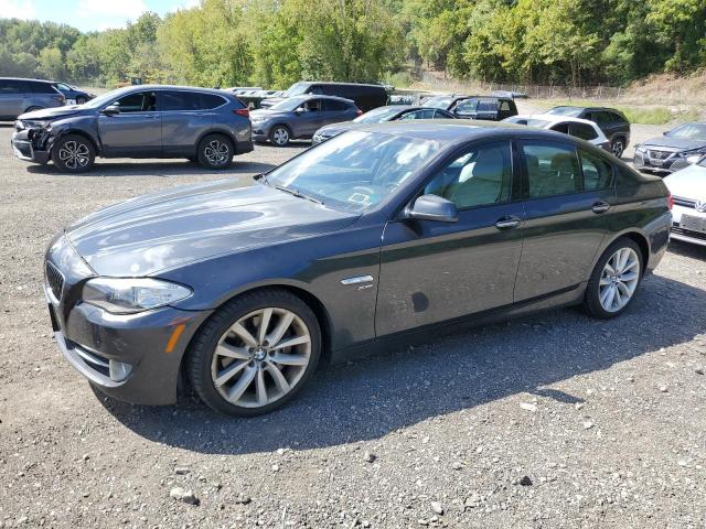 BMW 5 SERIES 2011 مع رقم تعريف المركبة WBAFU7C56BC870378 - صورة من المزاد