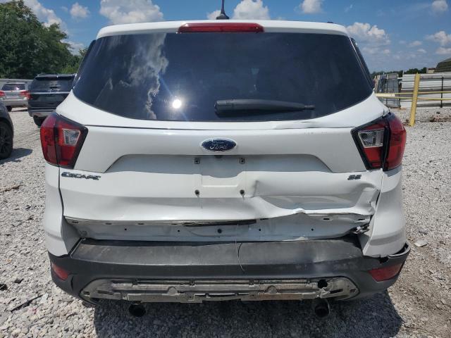 Photo 6 from auction – 2019 FORD ESCAPE SE with VIN 1FMCU0GD5KUC02799