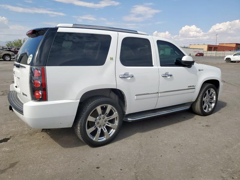 Photo 3 from auction – 2011 GMC YUKON DENA with VIN 1GKS1GEJ1BR300357