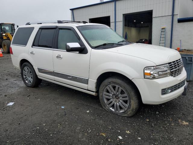 Photo 4 from auction – 2010 LINCOLN NAVIGATOR with VIN 5LMJJ2J57AEJ06711