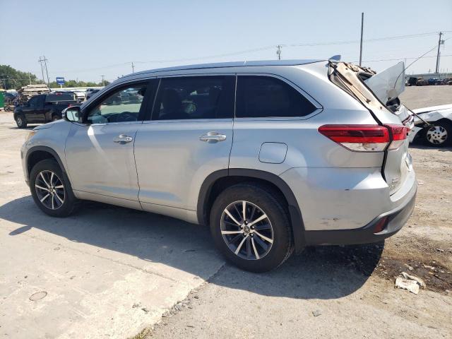 Photo 2 from auction – 2017 TOYOTA HIGHLANDER with VIN 5TDJZRFH4HS400096