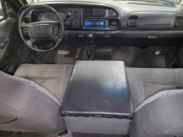 Photo 8 from auction – 2002 DODGE RAM 2500 with VIN 3B7KF23Z72M289956