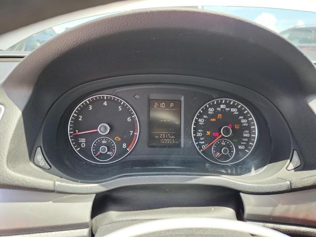 Photo 9 from auction – 2013 VOLKSWAGEN PASSAT S with VIN 1VWAP7A30DC027122
