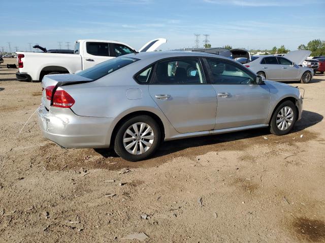 Photo 3 from auction – 2013 VOLKSWAGEN PASSAT S with VIN 1VWAP7A33DC020181