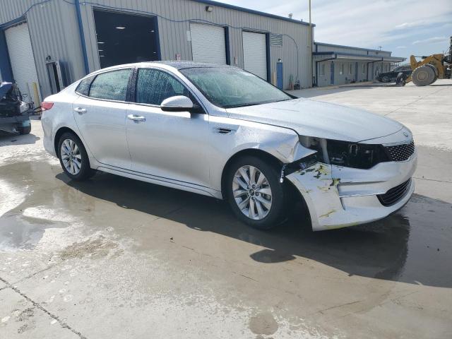 Photo 4 from auction – 2018 KIA OPTIMA EX with VIN 5XXGU4L35JG221383