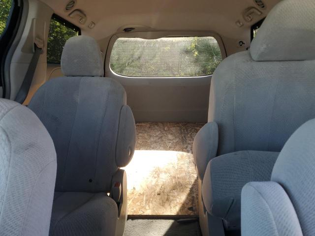 Photo 10 from auction – 2011 TOYOTA SIENNA LE with VIN 5TDJK3DC9BS028142