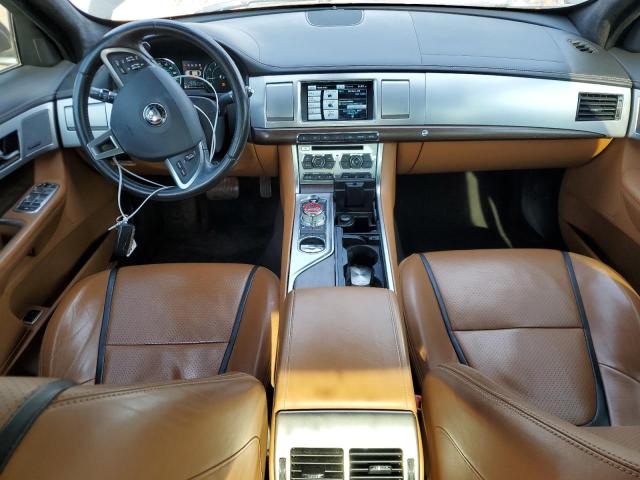 Photo 8 from auction – 2014 JAGUAR XF with VIN SAJWJ0EF1E8U22227
