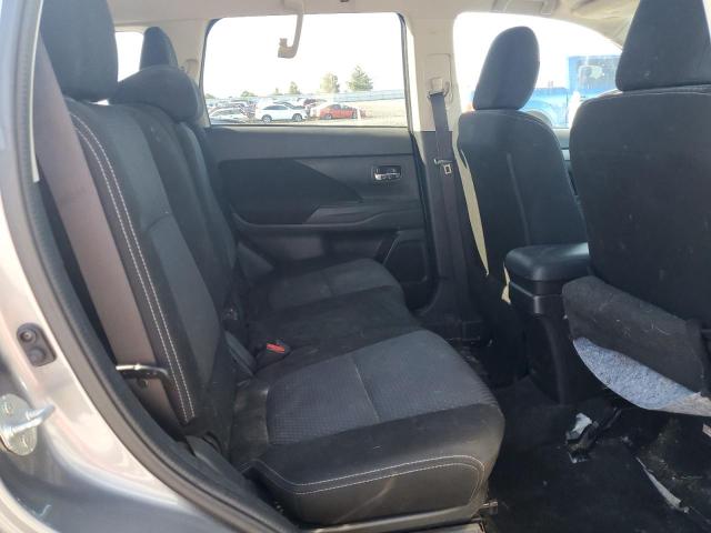 Photo 11 from auction – 2018 MITSUBISHI OUTLANDER with VIN JA4AZ3A37JZ040829