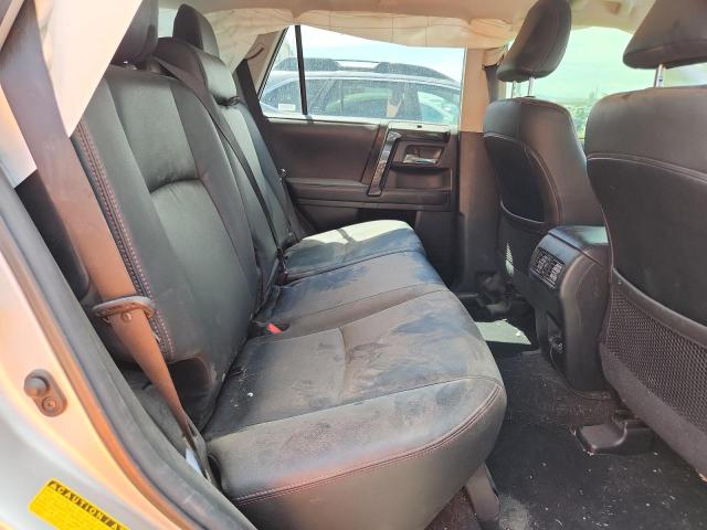 Photo 11 from auction – 2022 TOYOTA 4RUNNER SR with VIN JTERU5JR4N5993756