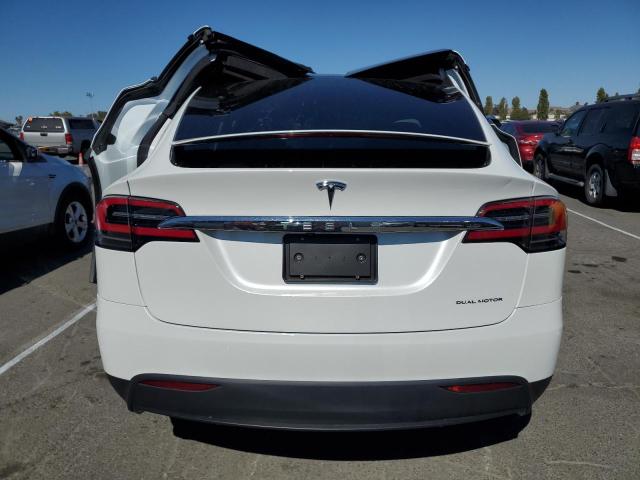 Photo 6 from auction – 2019 TESLA MODEL X with VIN 5YJXCBE2XKF205602