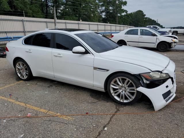 Photo 4 from auction – 2016 JAGUAR XF PRESTIG with VIN SAJBE4BV0GCY13763