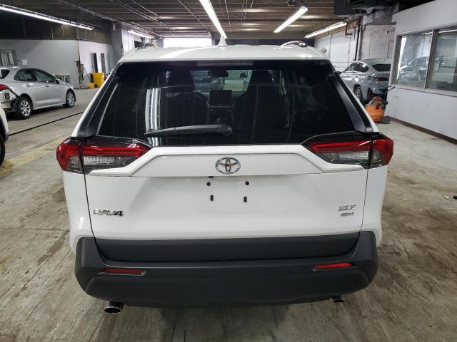 Photo 6 from auction – 2024 TOYOTA RAV4 XLE with VIN 2T3P1RFV8RW463774