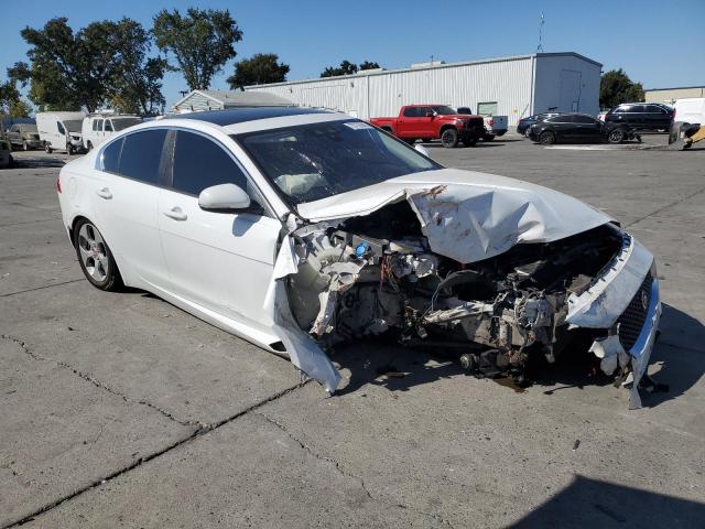 صورة رقم 4 من المزاد - 2017 JAGUAR XE مع VIN SAJAR4BG8HA951761