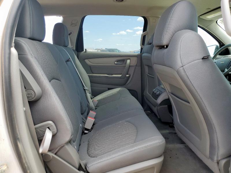 Photo 11 from auction – 2017 CHEVROLET TRAVERSE L with VIN 1GNKRFED0HJ317111