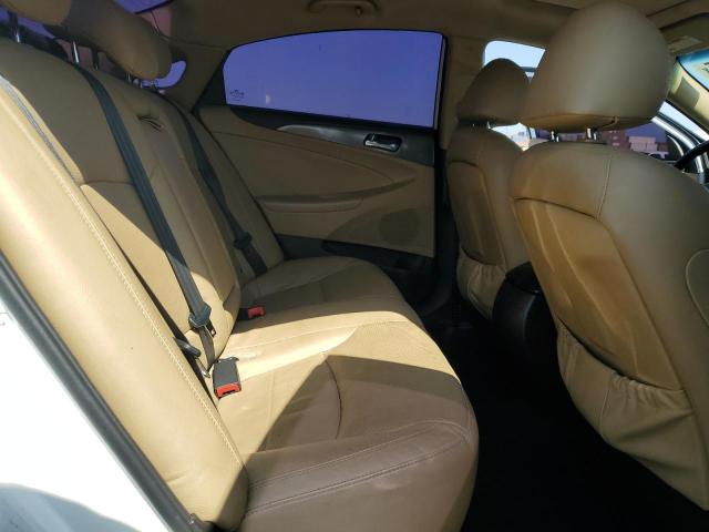 Photo 10 from auction – 2014 HYUNDAI SONATA HYBRID with VIN KMHEC4A42EA105870
