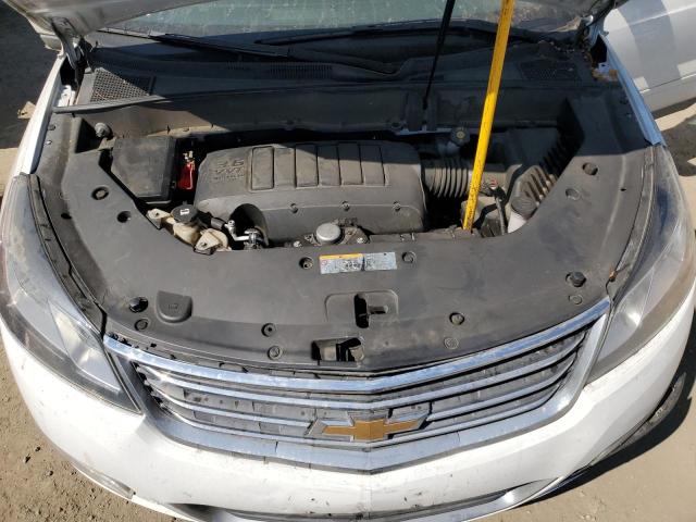 Photo 12 from auction – 2017 CHEVROLET TRAVERSE L with VIN 1GNKRGKD8HJ226386