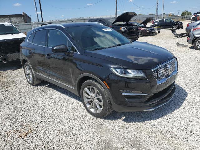 Photo 4 from auction – 2019 LINCOLN MKC SELECT with VIN 5LMCJ2D96KUL09703