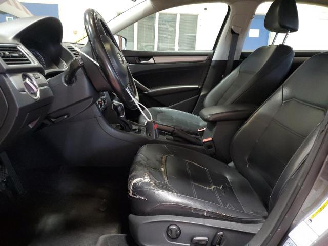 Photo 7 from auction – 2015 VOLKSWAGEN PASSAT S with VIN 1VWAT7A34FC104749