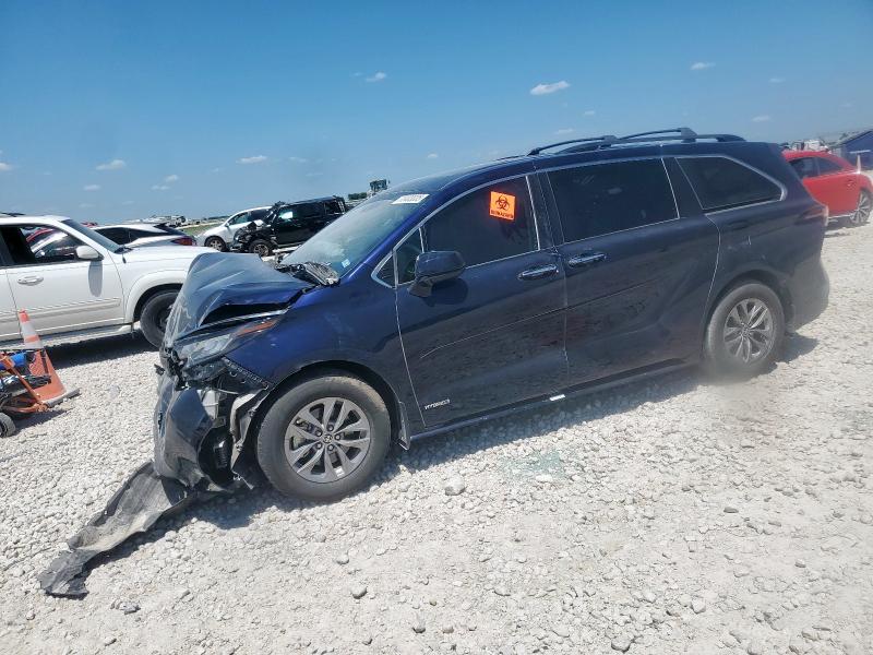 TOYOTA SIENNA XLE 2021 with VIN 5TDYRKEC3MS066424 - Photo from auction