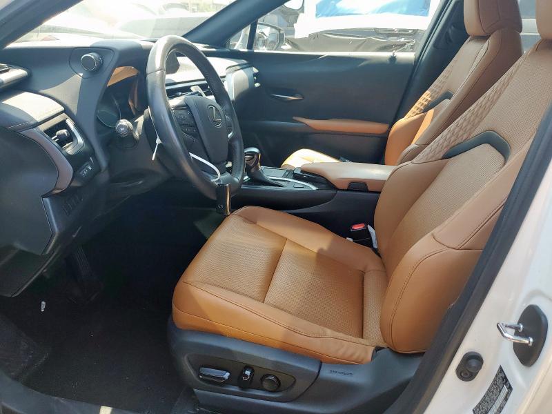 Photo 7 from auction – 2020 LEXUS UX 200 with VIN JTHP3JBHXL2029804