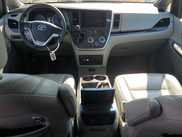 Photo 8 from auction – 2017 TOYOTA SIENNA XLE with VIN 5TDDZ3DC5HS149543