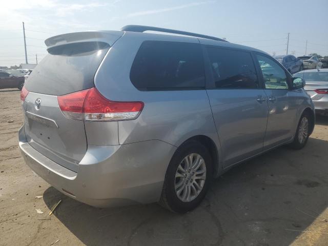 Photo 3 from auction – 2014 TOYOTA SIENNA XLE with VIN 5TDYK3DC1ES451672
