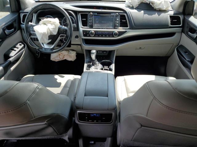 Photo 8 from auction – 2017 TOYOTA HIGHLANDER with VIN 5TDJZRFH5HS521333