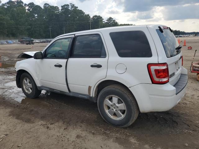 Photo 2 from auction – 2011 FORD ESCAPE XLS with VIN 1FMCU0C73BKB79583