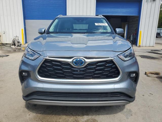 Photo 5 from auction – 2021 TOYOTA HIGHLANDER with VIN 5TDEBRCH3MS015052