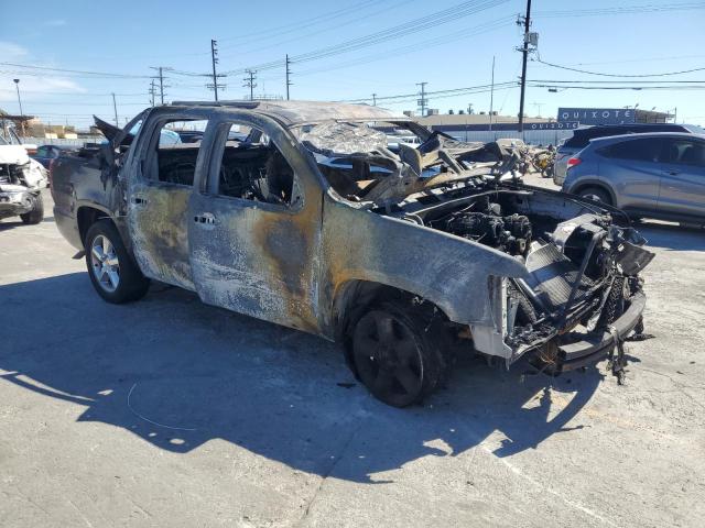 Photo 4 from auction – 2010 CHEVROLET AVALANCHE with VIN 3GNVKGE06AG102716