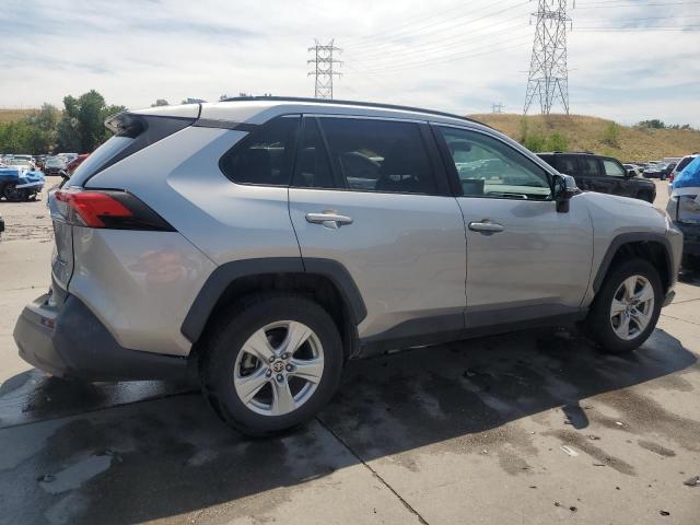 Photo 3 from auction – 2021 TOYOTA RAV4 XLE with VIN 2T3W1RFV2MC110310