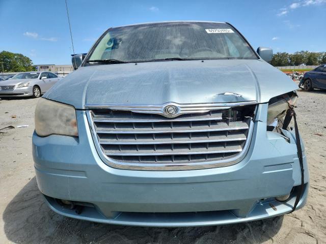 Photo 5 from auction – 2009 CHRYSLER TOWN & COU with VIN 2A8HR541X9R584797