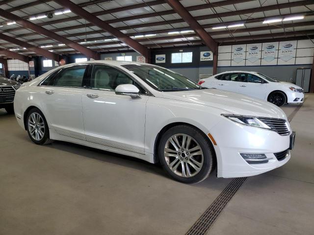 Photo 4 from auction – 2016 LINCOLN MKZ with VIN 3LN6L2J96GR621999