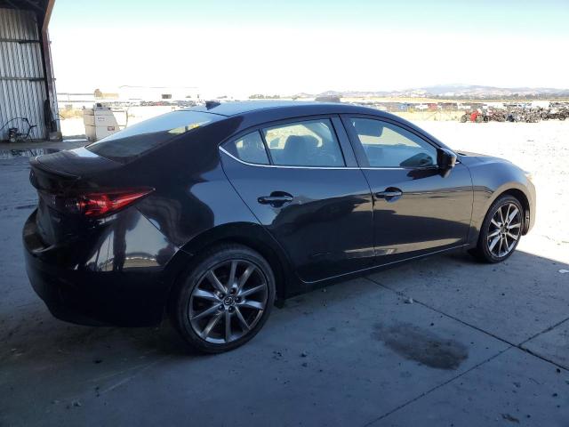 Photo 3 from auction – 2018 MAZDA 3 TOURING with VIN JM1BN1V36J1157577