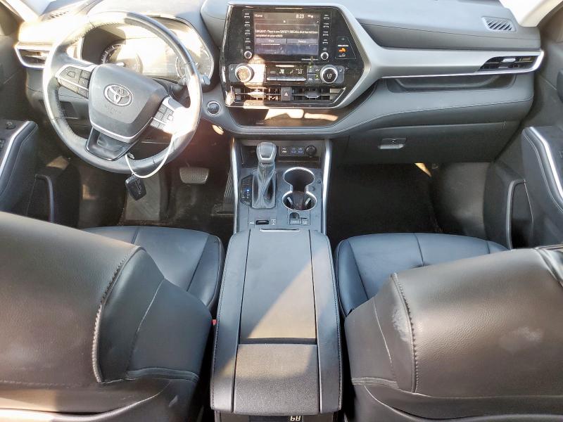 Photo 8 from auction – 2022 TOYOTA HIGHLANDER with VIN 5TDGZRAH6NS539434