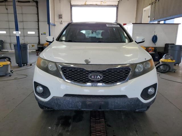Photo 5 from auction – 2011 KIA SORENTO EX with VIN 5XYKUDA22BG137362