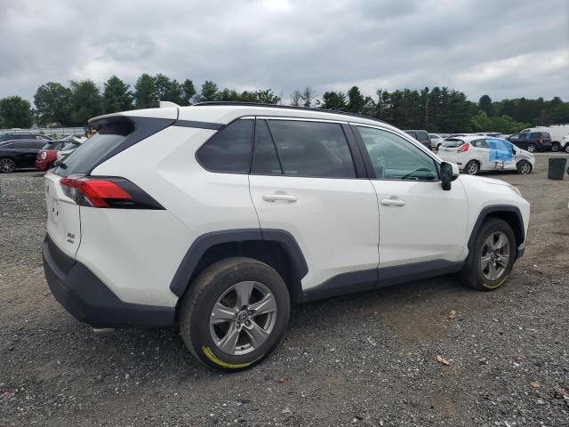 Photo 3 from auction – 2023 TOYOTA RAV4 XLE with VIN 2T3P1RFV1PC328117