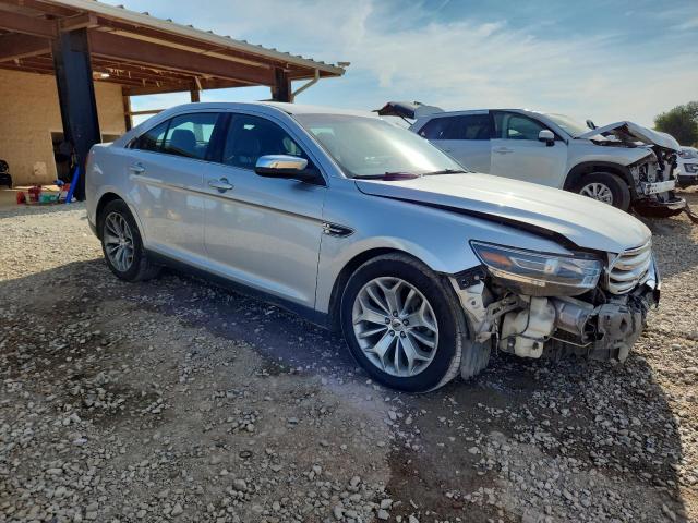 Photo 4 from auction – 2016 FORD TAURUS LIM with VIN 1FAHP2F88GG106405