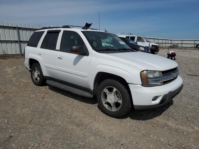 Photo 4 from auction – 2005 CHEVROLET TRAILBLAZER LS with VIN 1GNDT13S852188071