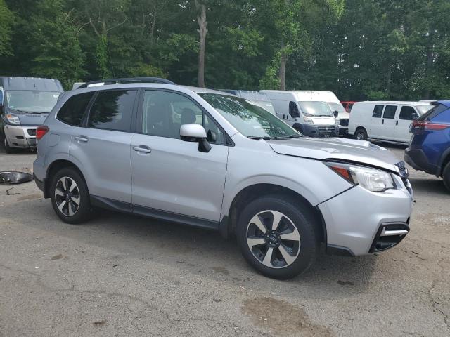 Photo 4 from auction – 2017 SUBARU FORESTER 2 with VIN JF2SJAEC8HH518466