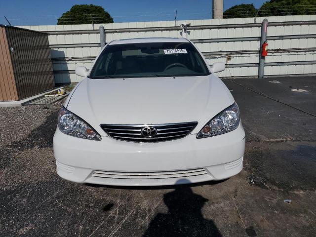 Photo 5 from auction – 2005 TOYOTA CAMRY LE with VIN 4T1BF30K85U613540
