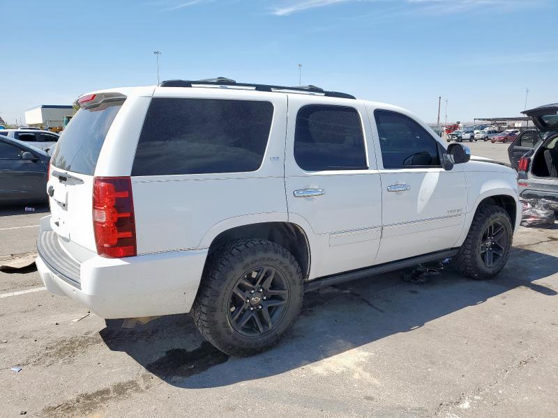 Photo 3 from auction – 2013 CHEVROLET TAHOE with VIN 1GNSKCE02DR294992