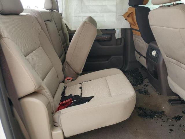 Photo 10 from auction – 2018 CHEVROLET SILVERADO with VIN 3GCUKREC5JG167843