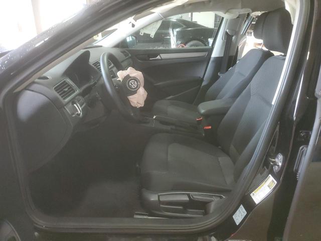 Photo 7 from auction – 2014 VOLKSWAGEN PASSAT S with VIN 1VWAT7A32EC092308